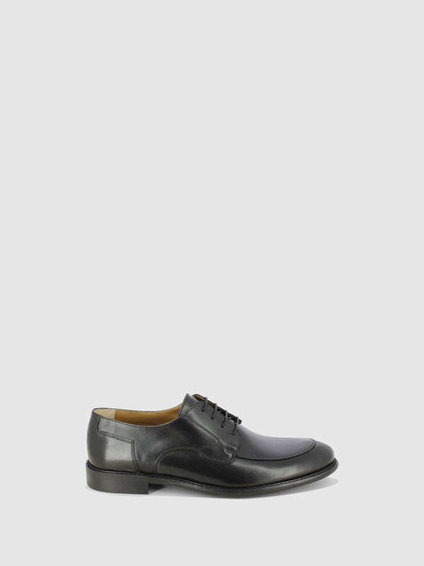 Sapatos com Atacadores em Preto